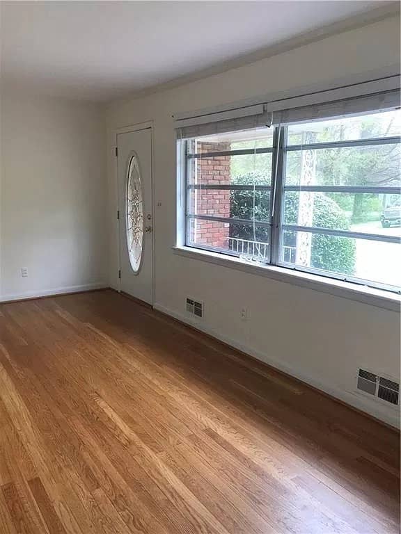 5 BR in Smyrna
