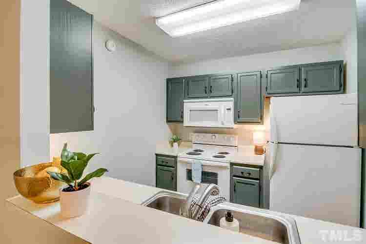 2 BR in Durham
