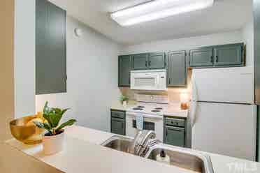 2 BR in Durham