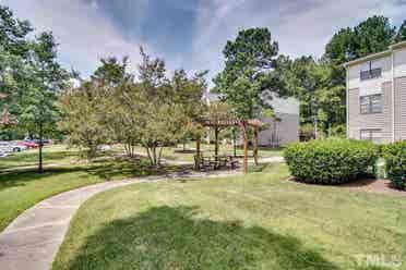 2 BR in Durham