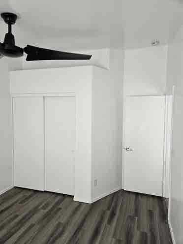 sq ft White Room in PHX