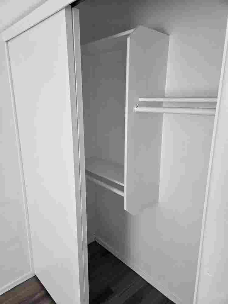 sq ft White Room in PHX