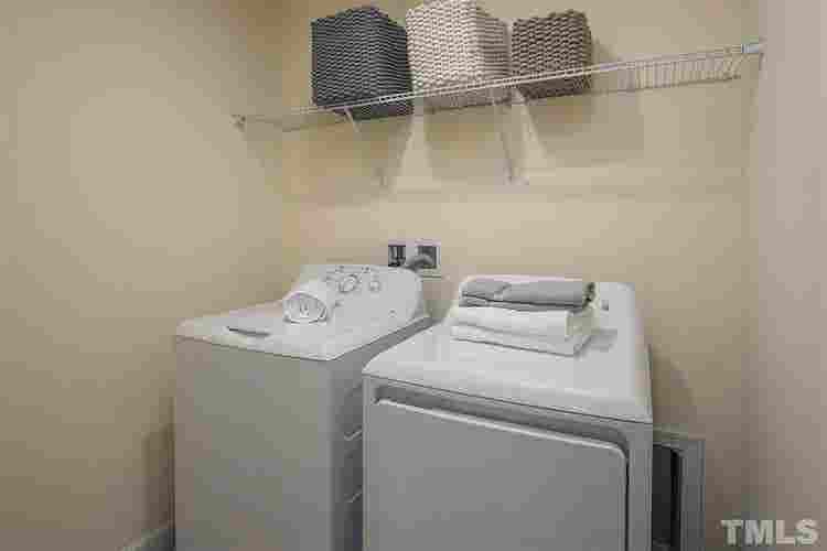 4 BR in Durham