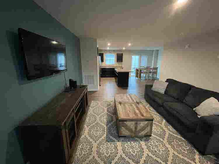 4 BR in Durham
