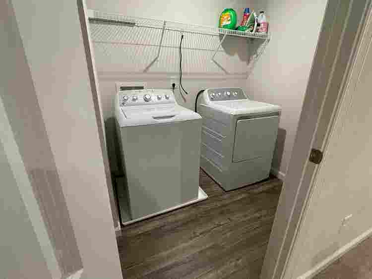 4 BR in Durham