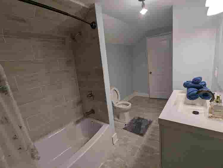 4 BR in Charlotte