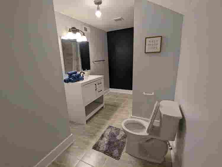 4 BR in Charlotte