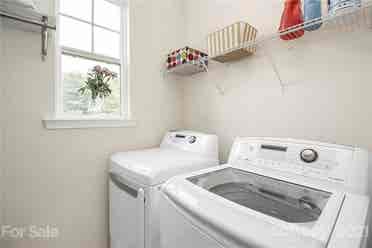 4 BR in Charlotte