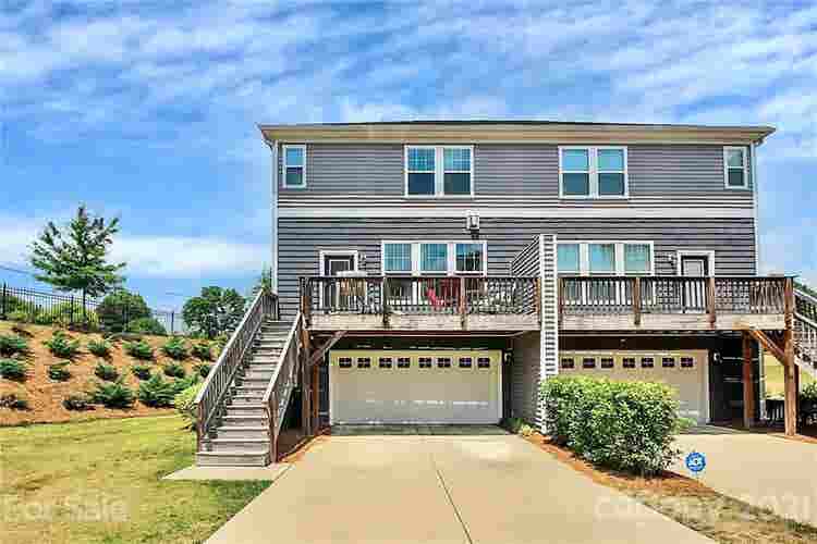 4 BR in Charlotte