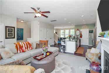 4 BR in Charlotte
