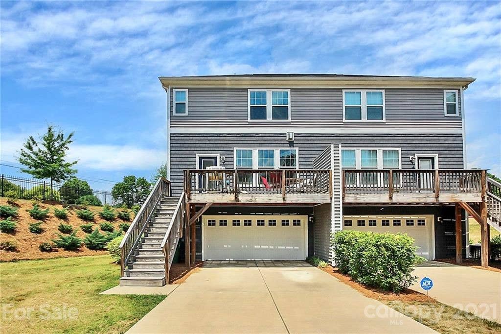 4 BR in Charlotte
