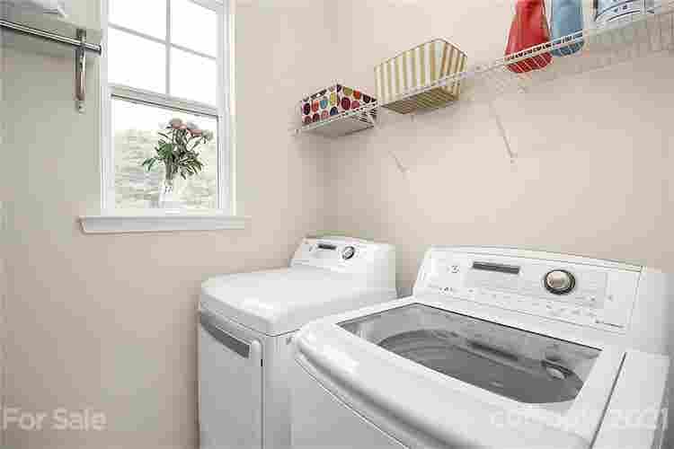 4 BR in Charlotte