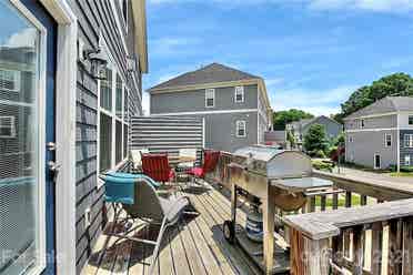 4 BR in Charlotte