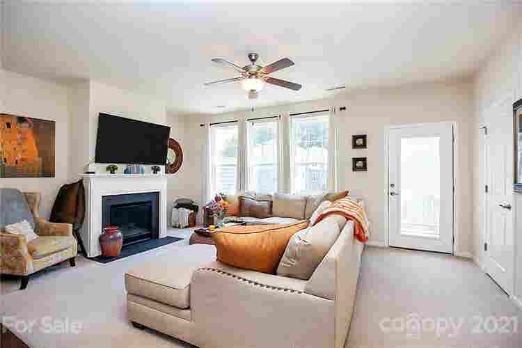 4 BR in Charlotte