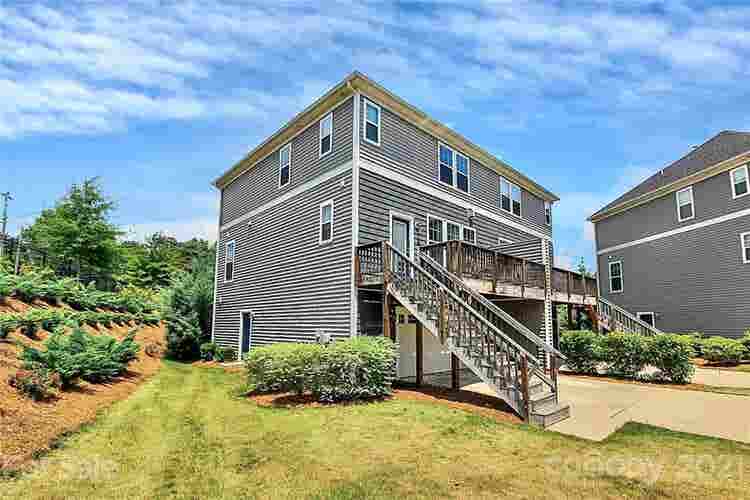 4 BR in Charlotte