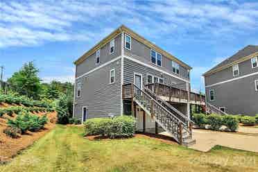 4 BR in Charlotte