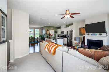 4 BR in Charlotte