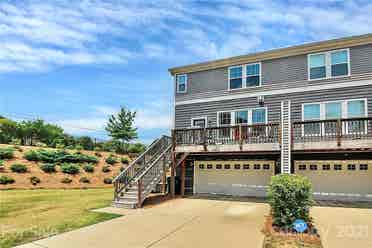 4 BR in Charlotte