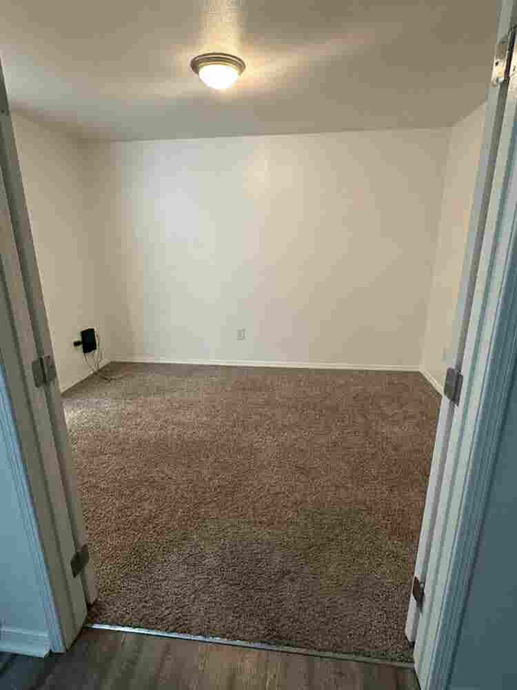 B APT CHEAP PRICE DOWNTOWN BOISE