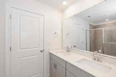 4 BR in Charlotte