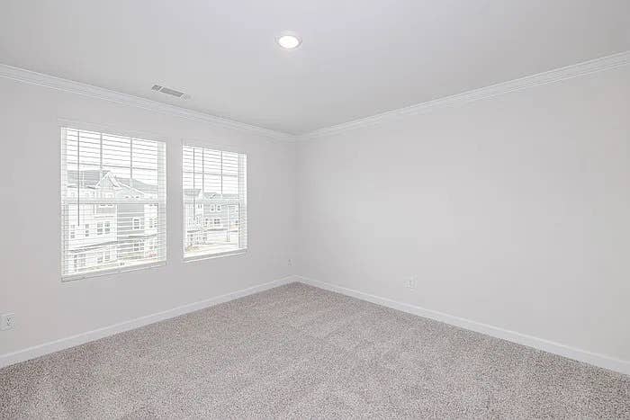 4 BR in Charlotte