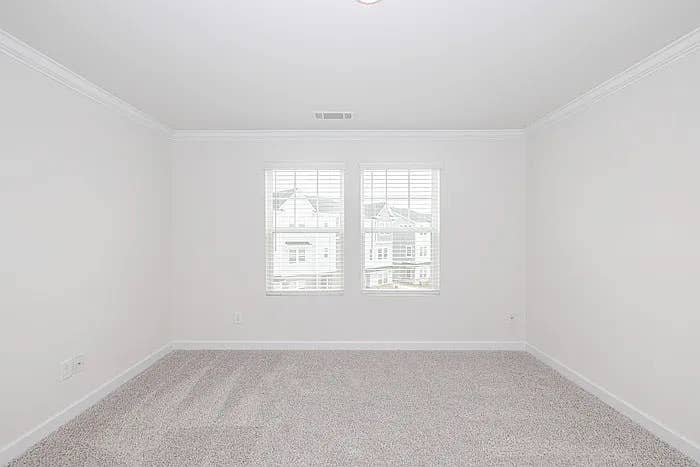 4 BR in Charlotte