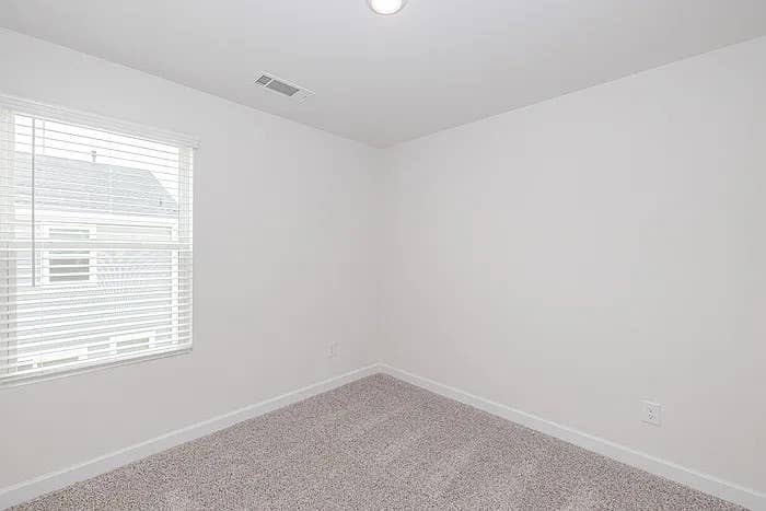4 BR in Charlotte