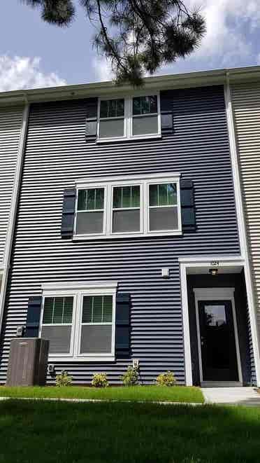 3 BR in Charlotte