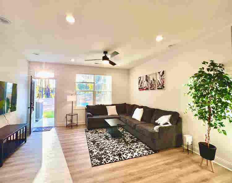 4 BR in Raleigh