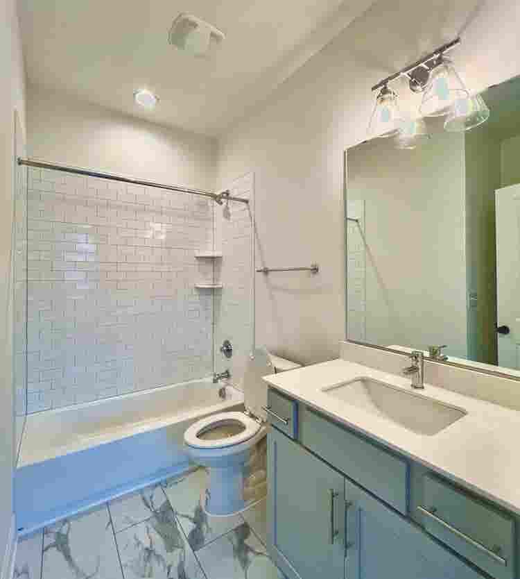 4 BR in Raleigh