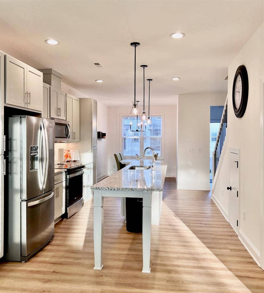 4 BR in Raleigh