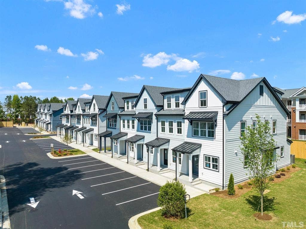 4 BR in Raleigh