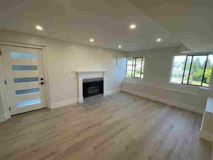 Newly renovated basement suite