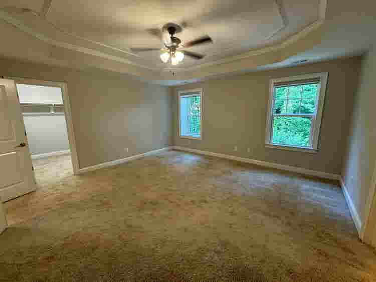 4 BR in Apex