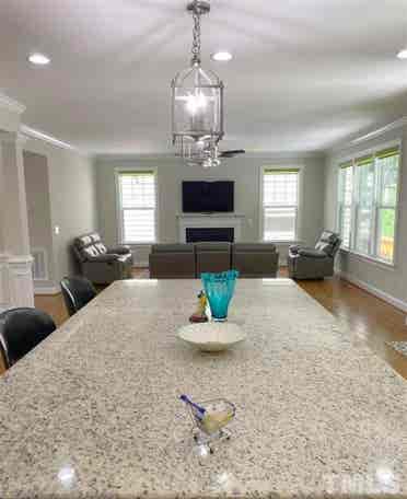 4 BR in Apex