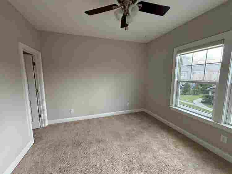 4 BR in Apex