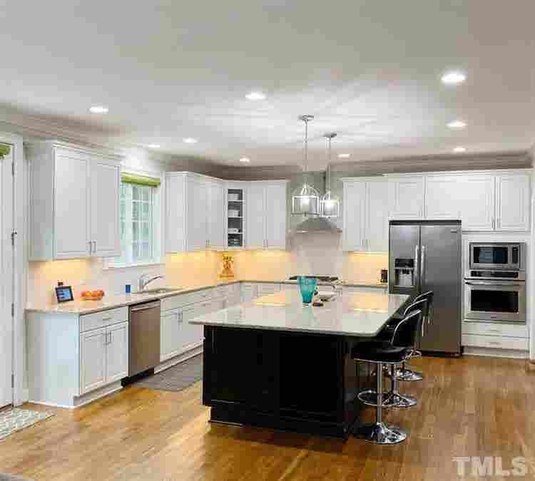 4 BR in Apex