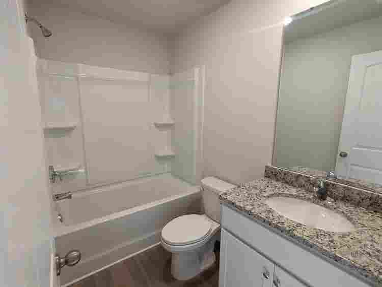 4 BR in Charlotte