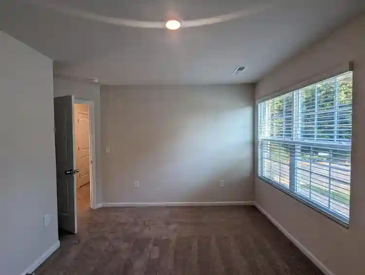 4 BR in Charlotte