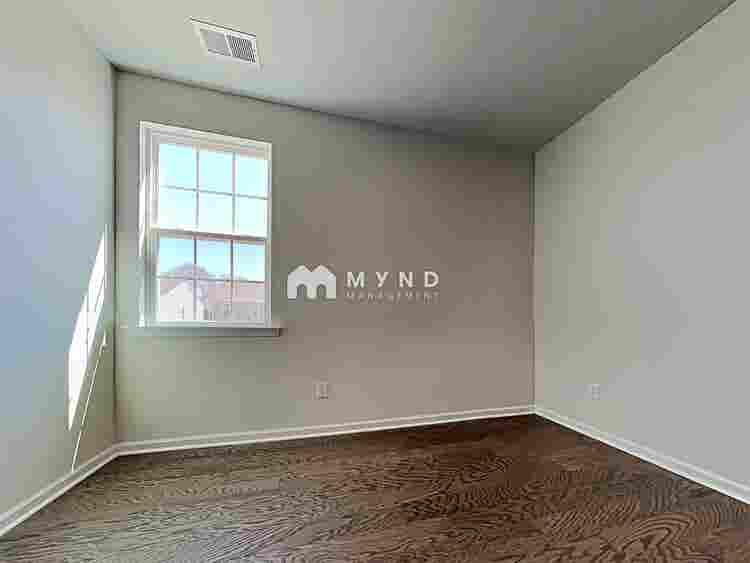 5 BR in Charlotte