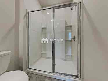 5 BR in Charlotte