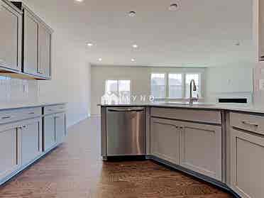 5 BR in Charlotte