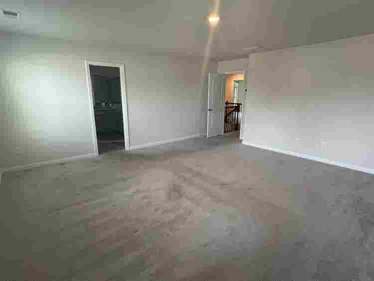 5 BR in Charlotte