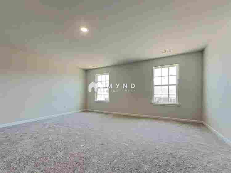 5 BR in Charlotte
