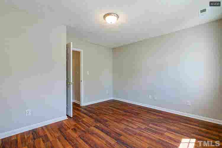 3 BR in Durham