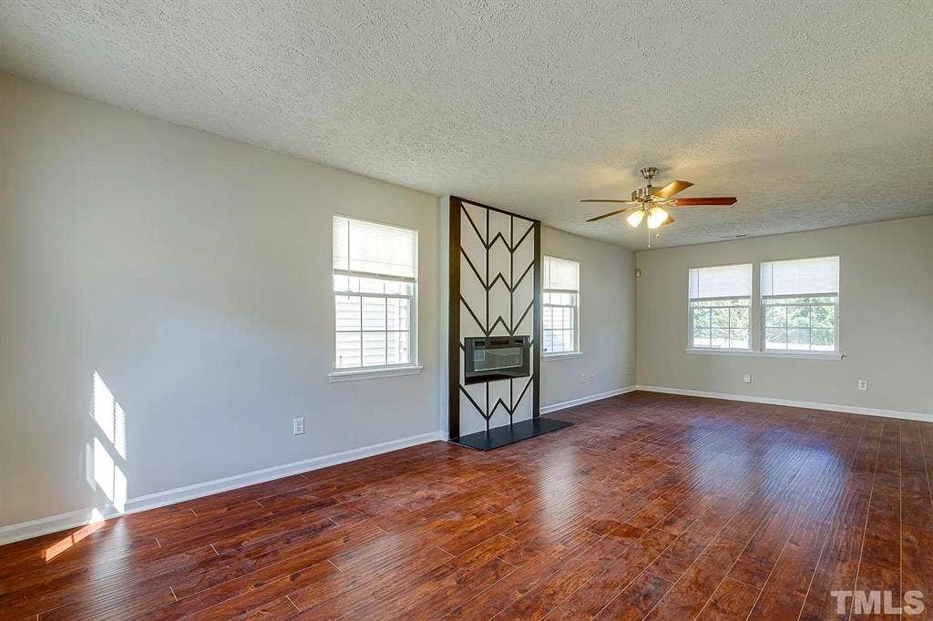 3 BR in Durham