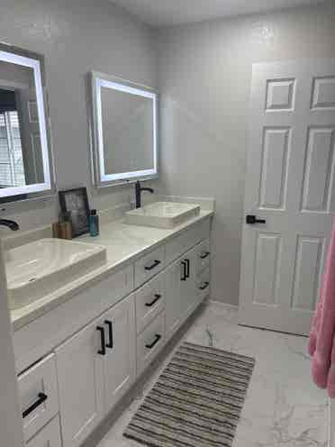 Private Master Bed and bathroomm