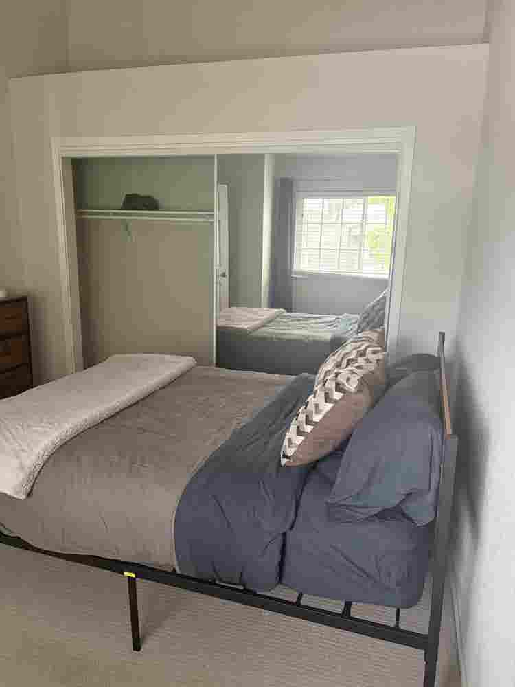 Private Master Bed and bathroomm
