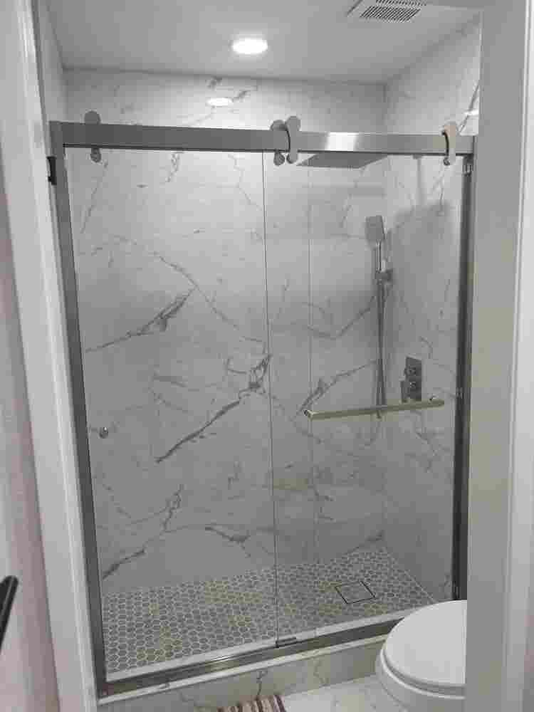 Private Master Bed and bathroomm