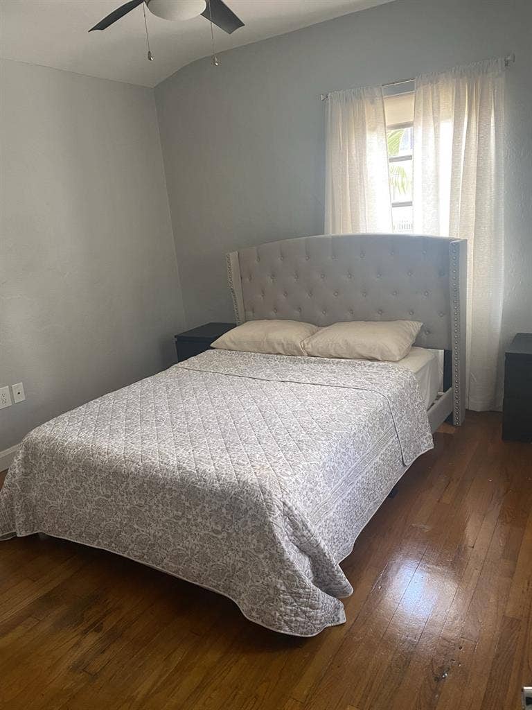 Super clean room in South Beach